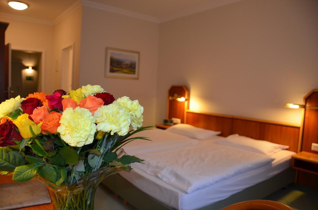 Hotel Haus Am Park Bad Homburg vor der Höhe Zewnętrze zdjęcie