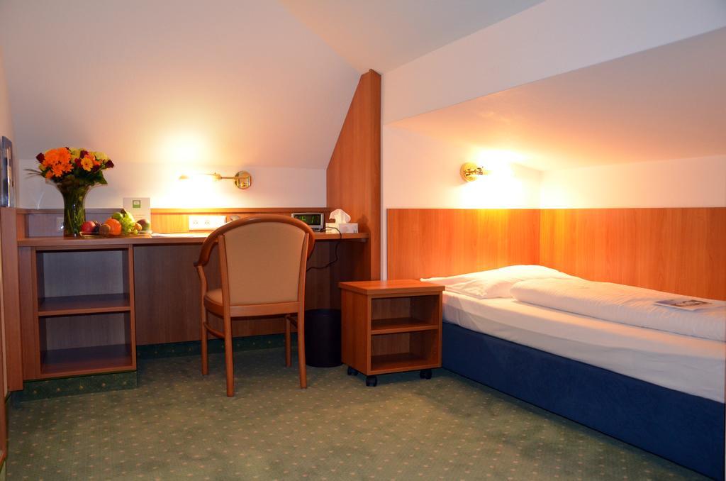 Hotel Haus Am Park Bad Homburg vor der Höhe Zewnętrze zdjęcie