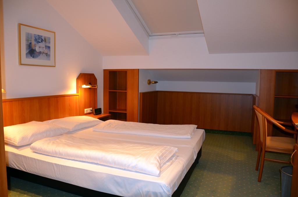 Hotel Haus Am Park Bad Homburg vor der Höhe Zewnętrze zdjęcie