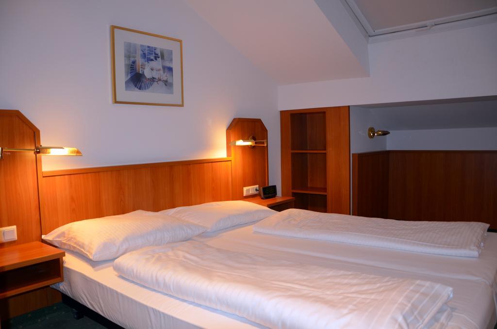 Hotel Haus Am Park Bad Homburg vor der Höhe Zewnętrze zdjęcie